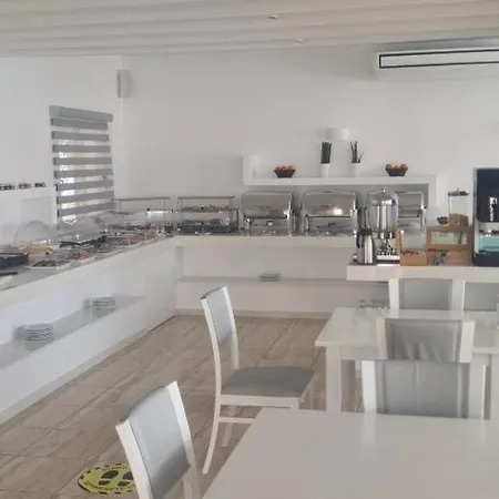 Yiannaki 4* Ornos (Mykonos)