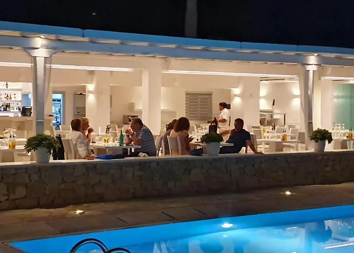 Yiannaki Отель 4*