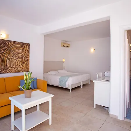 Yiannaki Hotel Ornos (Mykonos)