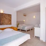 Yiannaki 4* Ornos (Mykonos)