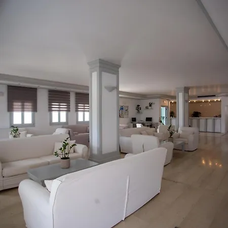 Yiannaki 4* Ornos (Mykonos)